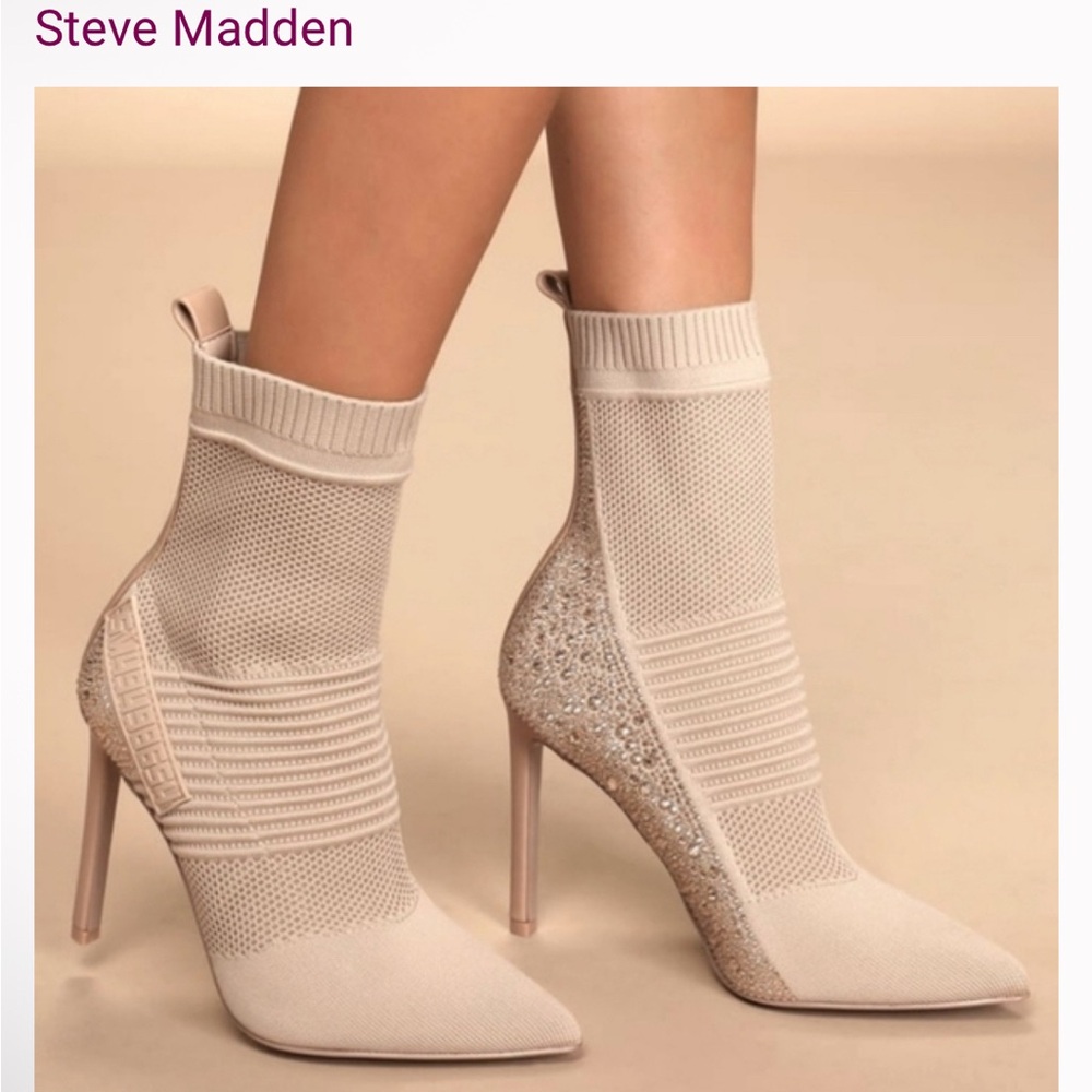 Steve Madden Nude Rhinestone Heeled Boots Size 8